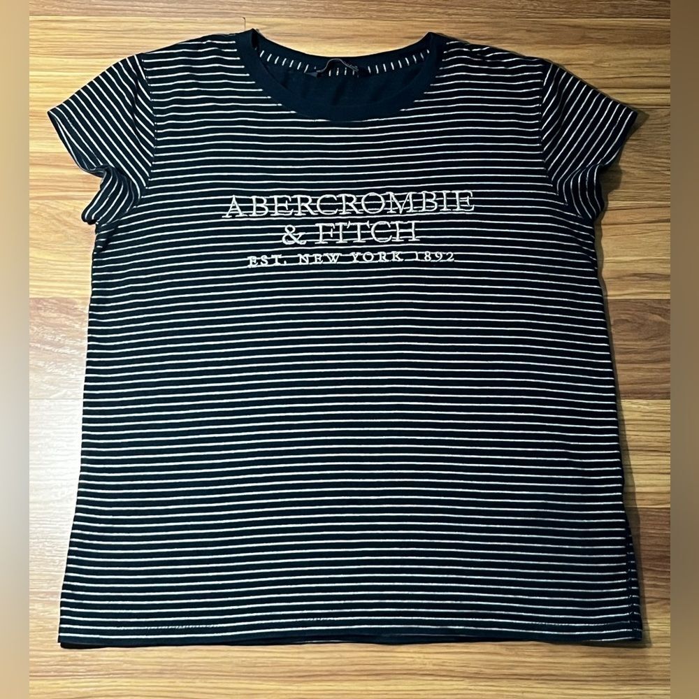 Abercrombie & Fitch Women Navy Blue stripe T-Shirt size S